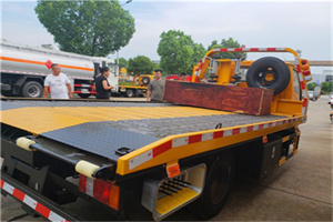 阳西附近拖车电话号码服务