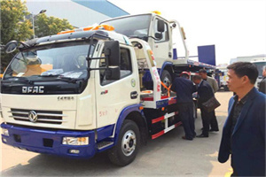 阳西汽车道路救援拖车价格